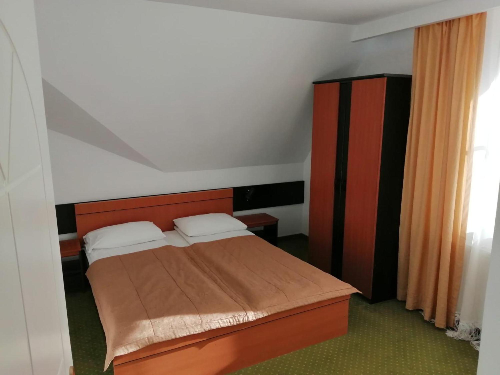 Pensiunea Colina Poiana Brasov Bagian luar foto