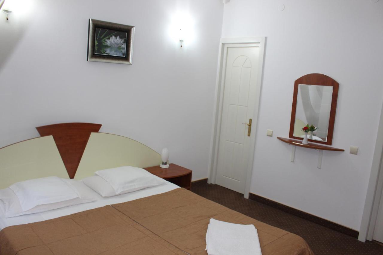 Pensiunea Colina Poiana Brasov Bagian luar foto